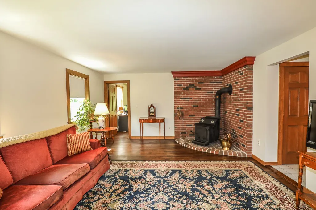 281 Southwest Road Canterbury NH 03224