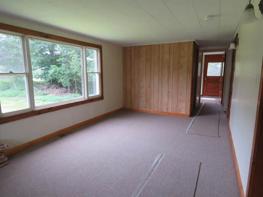 85 Colfax Street Newport City VT 05855