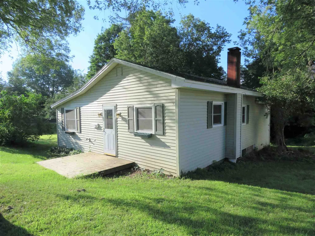85 Colfax Street Newport City VT 05855