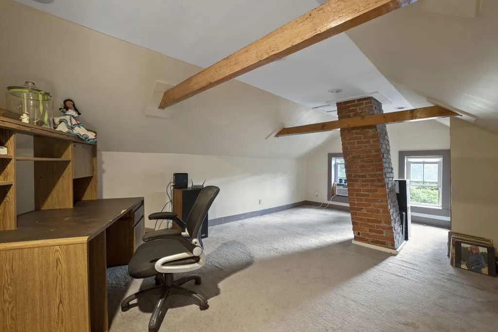 956 Salmon Falls Road Rochester NH 03868