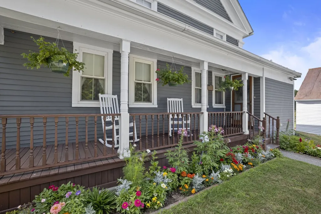 956 Salmon Falls Road Rochester NH 03868