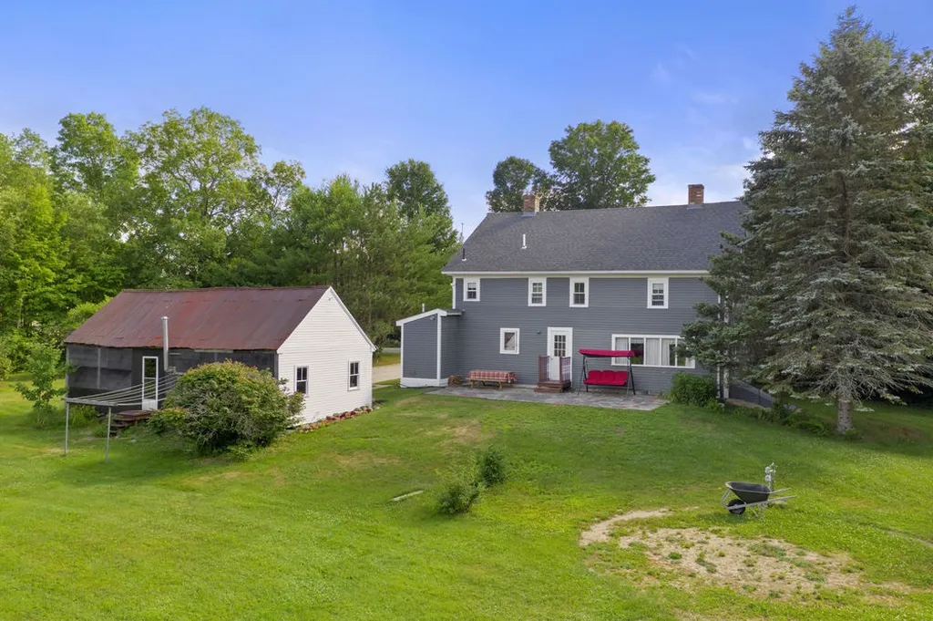 956 Salmon Falls Road Rochester NH 03868
