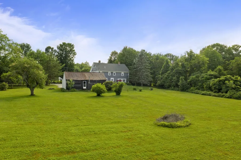 956 Salmon Falls Road Rochester NH 03868