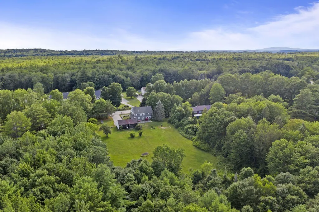 956 Salmon Falls Road Rochester NH 03868