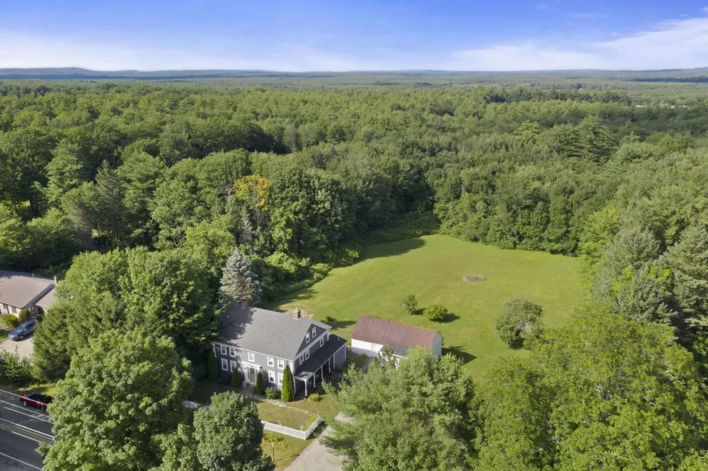 956 Salmon Falls Road Rochester NH 03868
