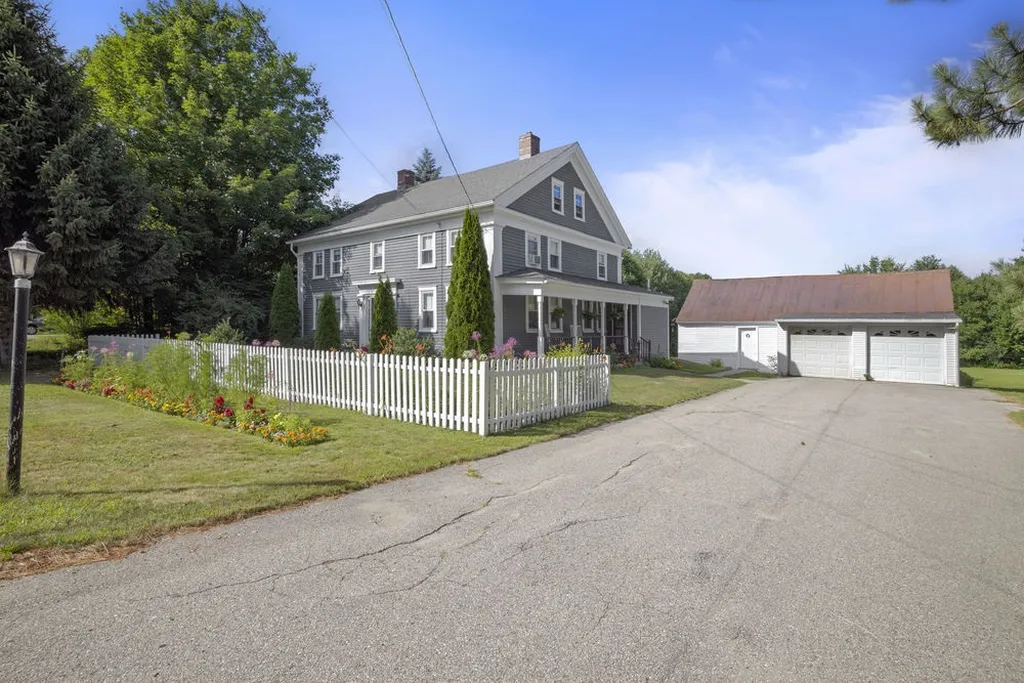 956 Salmon Falls Road Rochester NH 03868