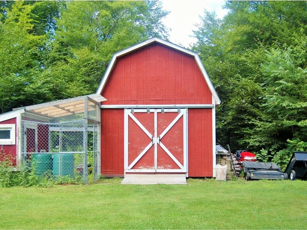 13 Baslow Lane Underhill VT 05489