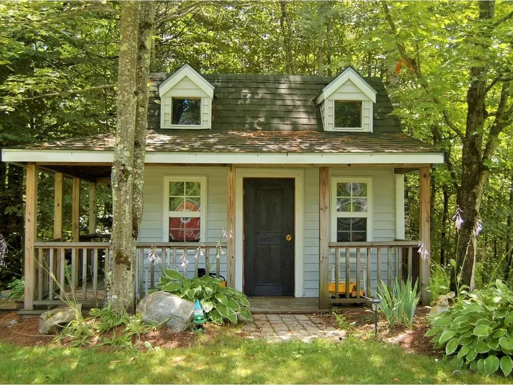 13 Baslow Lane Underhill VT 05489