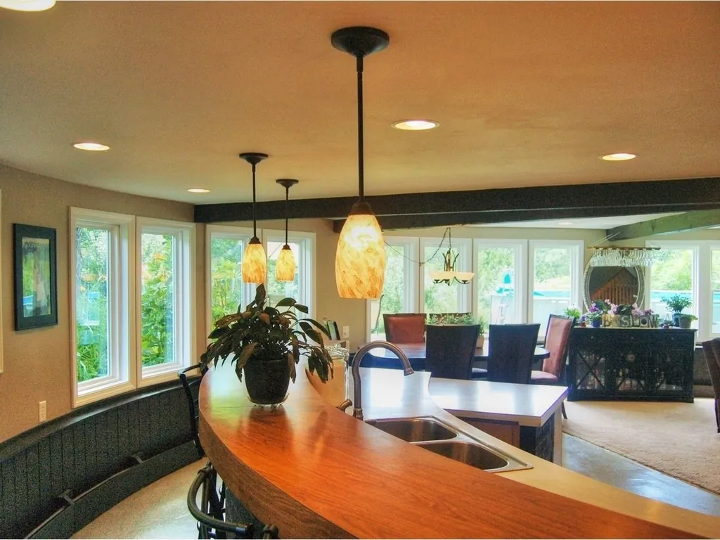 13 Baslow Lane Underhill VT 05489