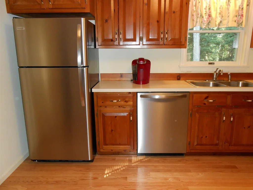 14 Wheelwright Drive Lee NH 03861