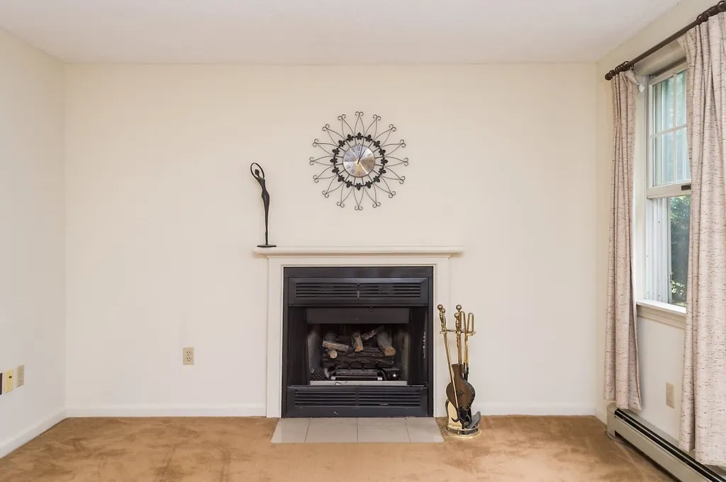 14 Wheelwright Drive Lee NH 03861