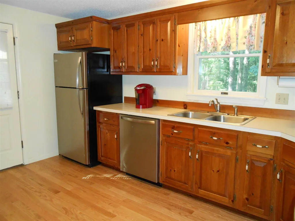 14 Wheelwright Drive Lee NH 03861