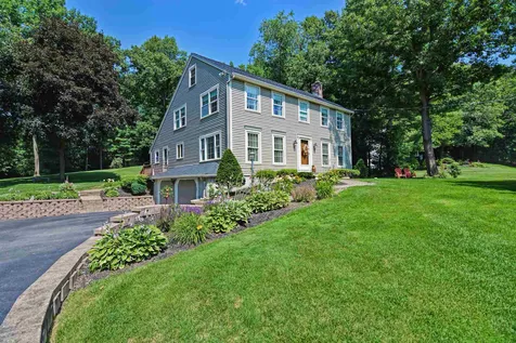 205 Oak Ridge Road Plaistow NH 03865
