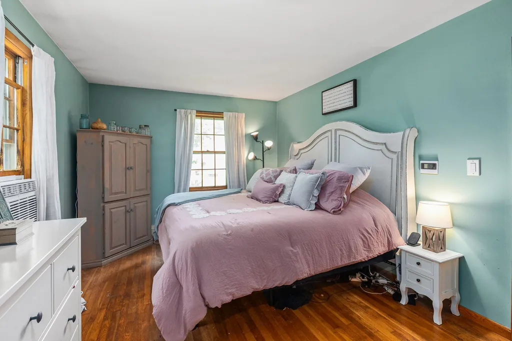 37 Crest Drive Somersworth NH 03878