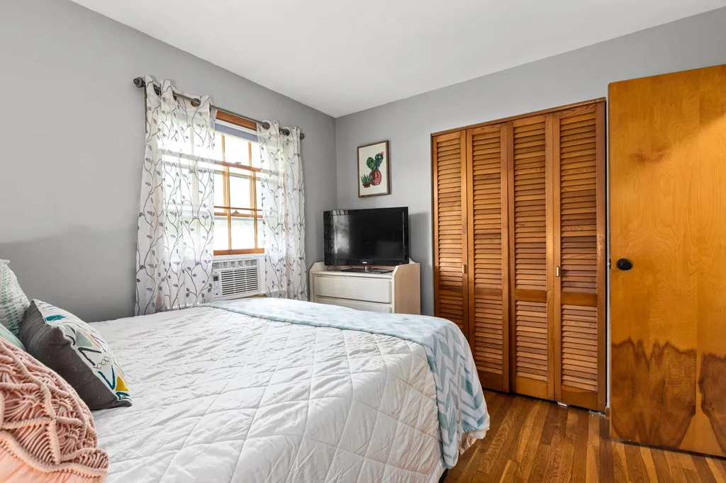 37 Crest Drive Somersworth NH 03878