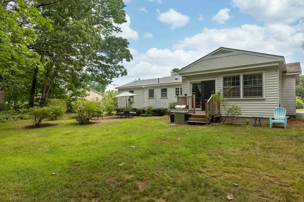 37 Crest Drive Somersworth NH 03878