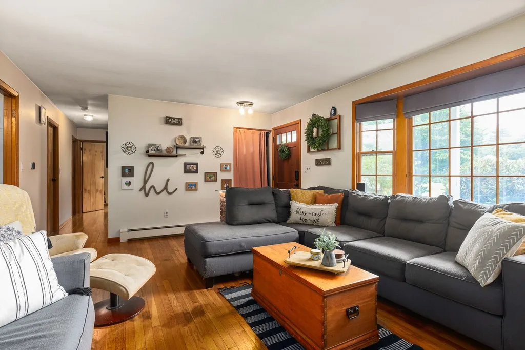 37 Crest Drive Somersworth NH 03878