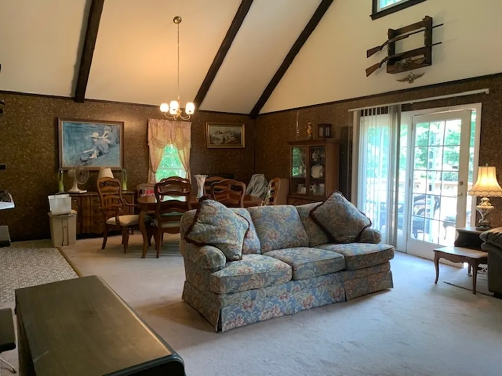 55 Pleasant Street Chichester NH 03258