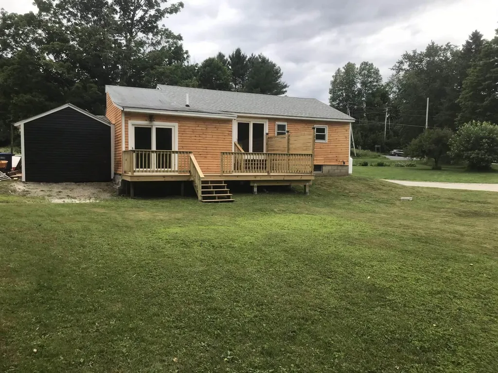 45 East Street Huntington VT 05462