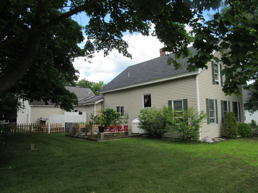 8 Church Street Gorham NH 03581