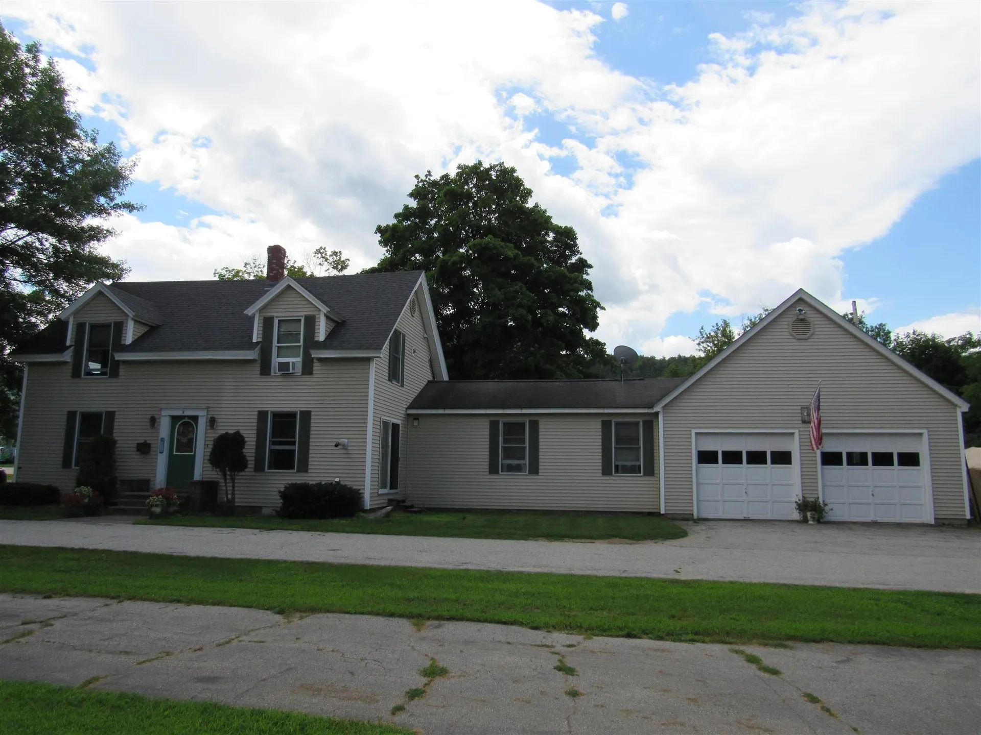 8 Church Street Gorham NH 03581