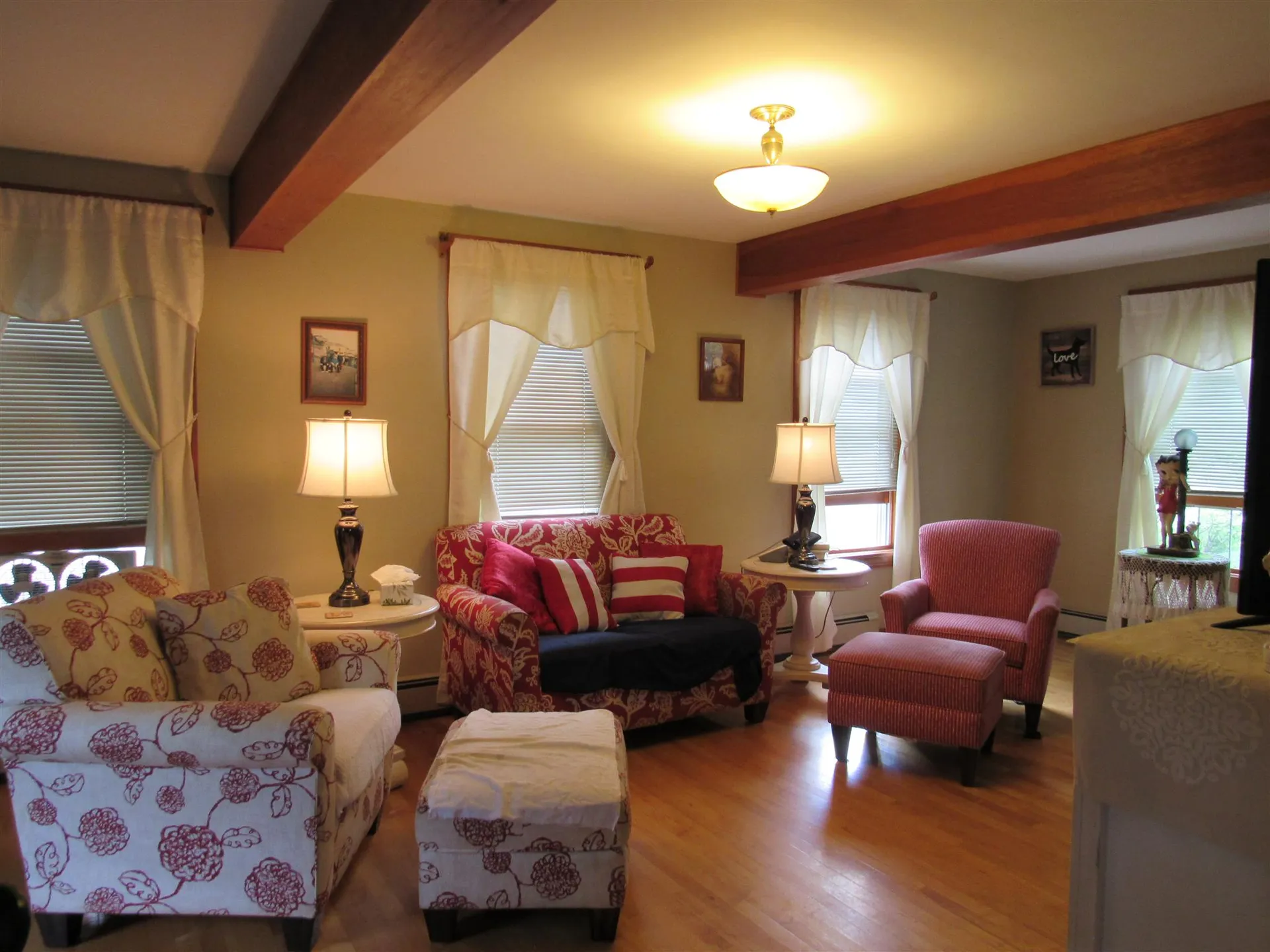 8 Church Street Gorham NH 03581