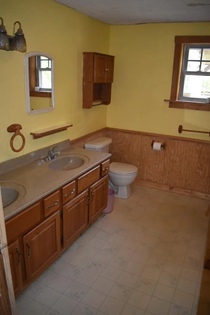 81 Upper Village Road Chelsea VT 05038