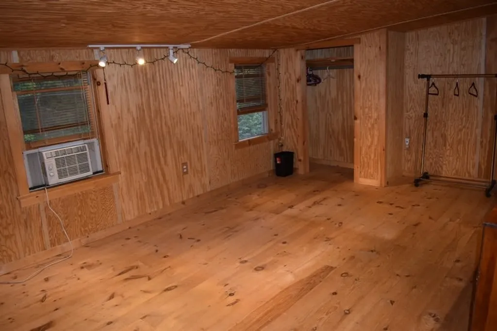 81 Upper Village Road Chelsea VT 05038