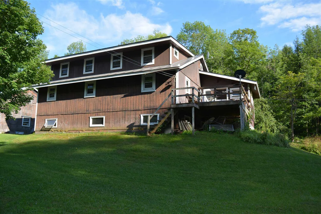 81 Upper Village Road Chelsea VT 05038
