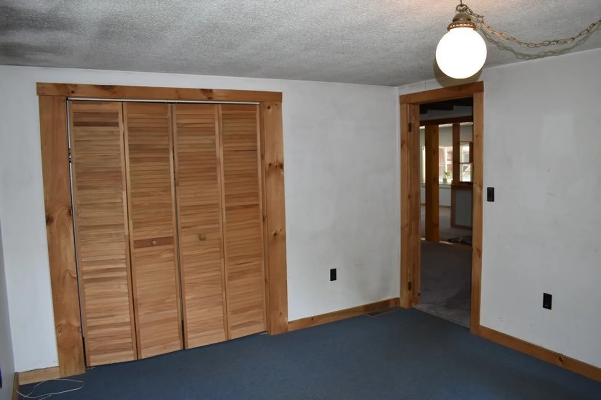 81 Upper Village Road Chelsea VT 05038