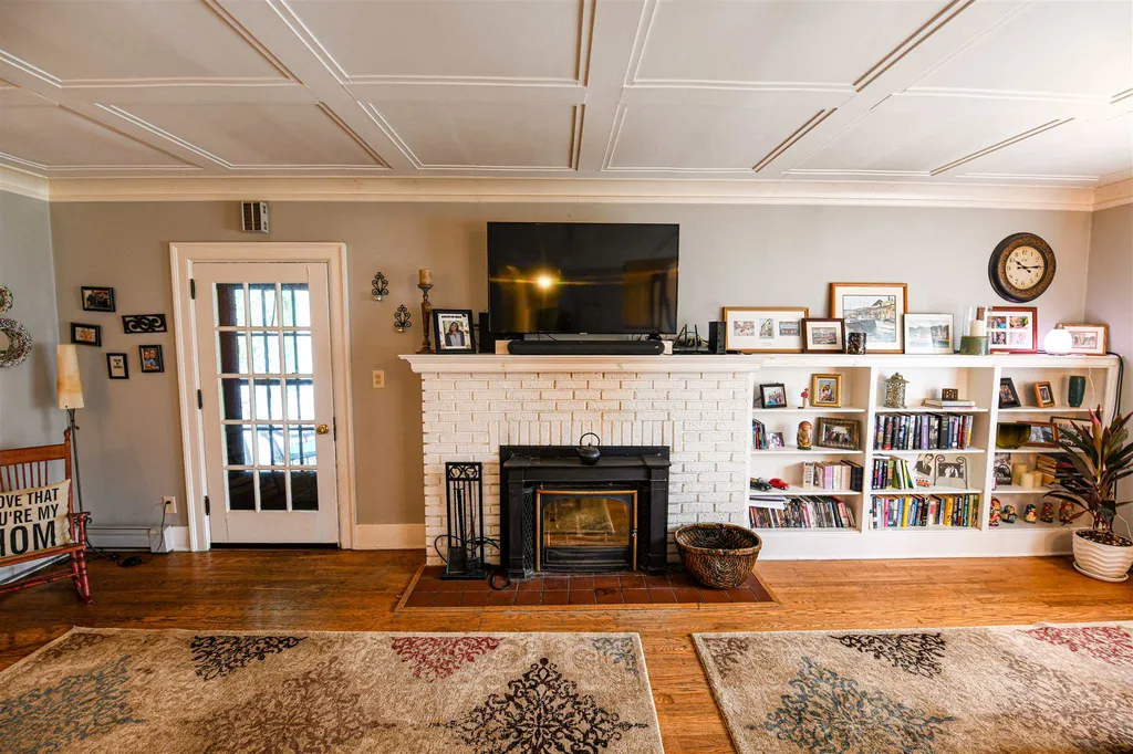 12 Hedgerose Lane Bethlehem NH 03574