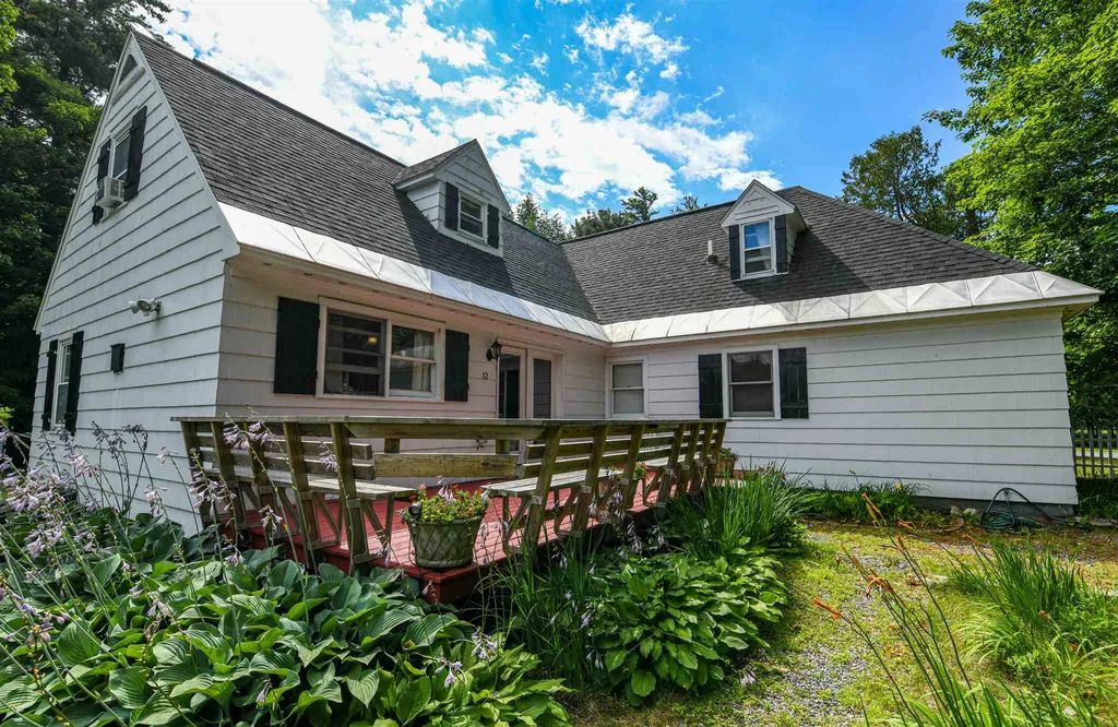 12 Hedgerose Lane Bethlehem NH 03574