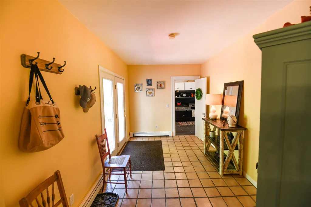 12 Hedgerose Lane Bethlehem NH 03574