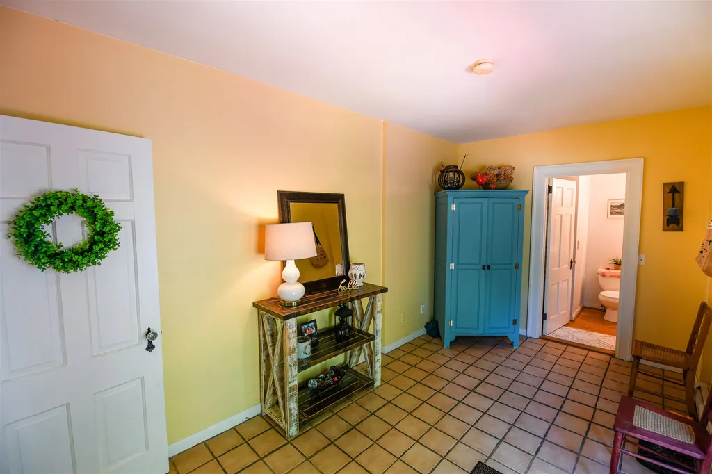 12 Hedgerose Lane Bethlehem NH 03574