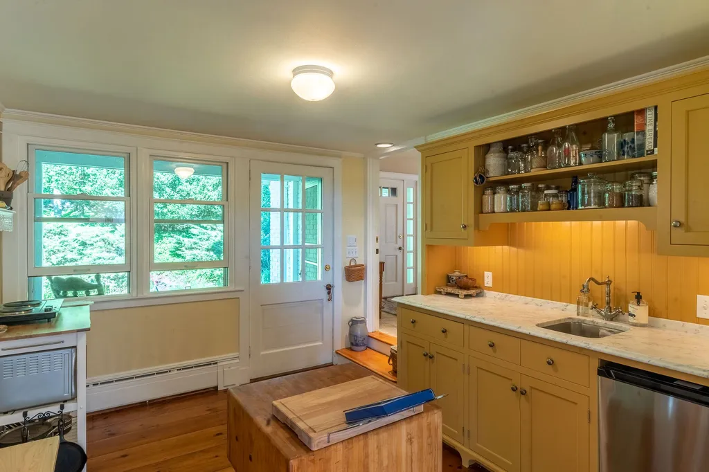 128 Lemon Fair Road Cornwall VT 05753