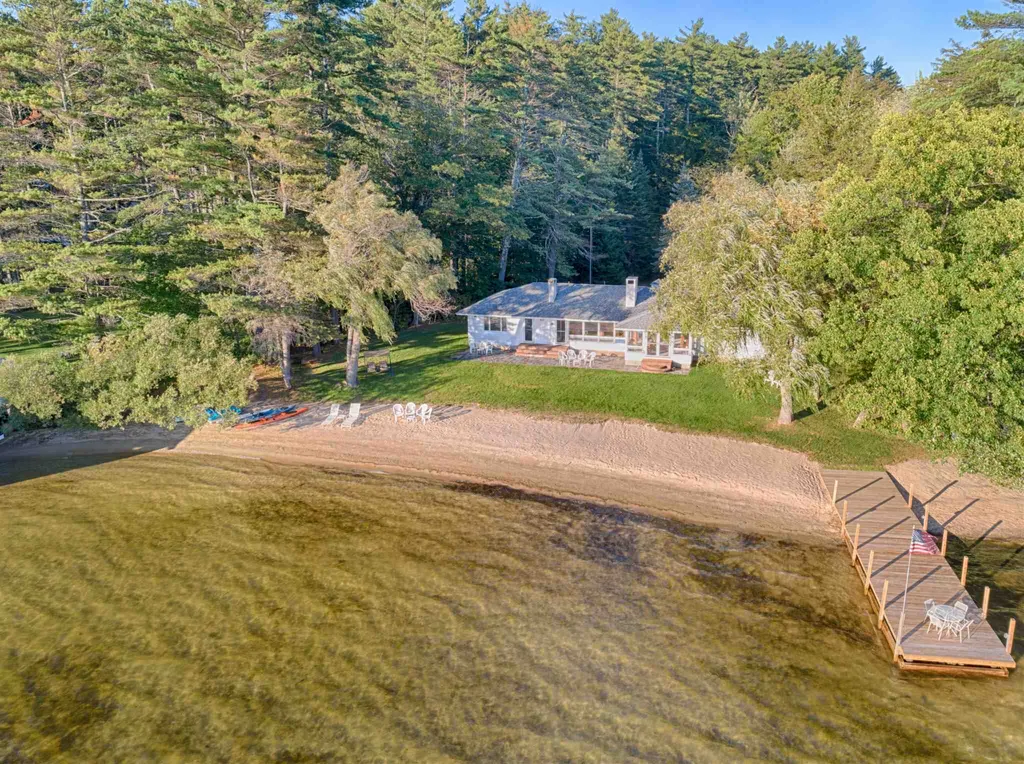420 Governor Wentworth Highway Tuftonboro NH 03816