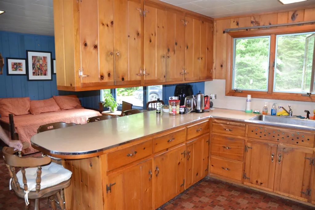 420 Governor Wentworth Highway Tuftonboro NH 03816