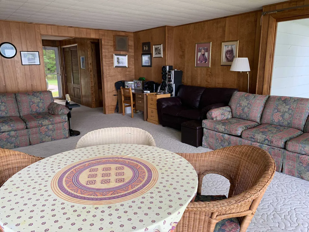420 Governor Wentworth Highway Tuftonboro NH 03816