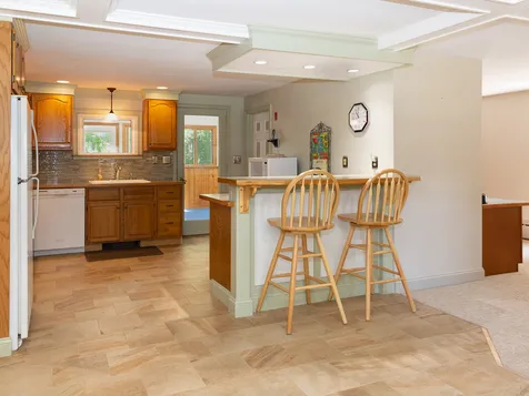 235 Middle Road Brentwood NH 03833