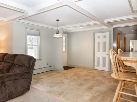 235 Middle Road Brentwood NH 03833