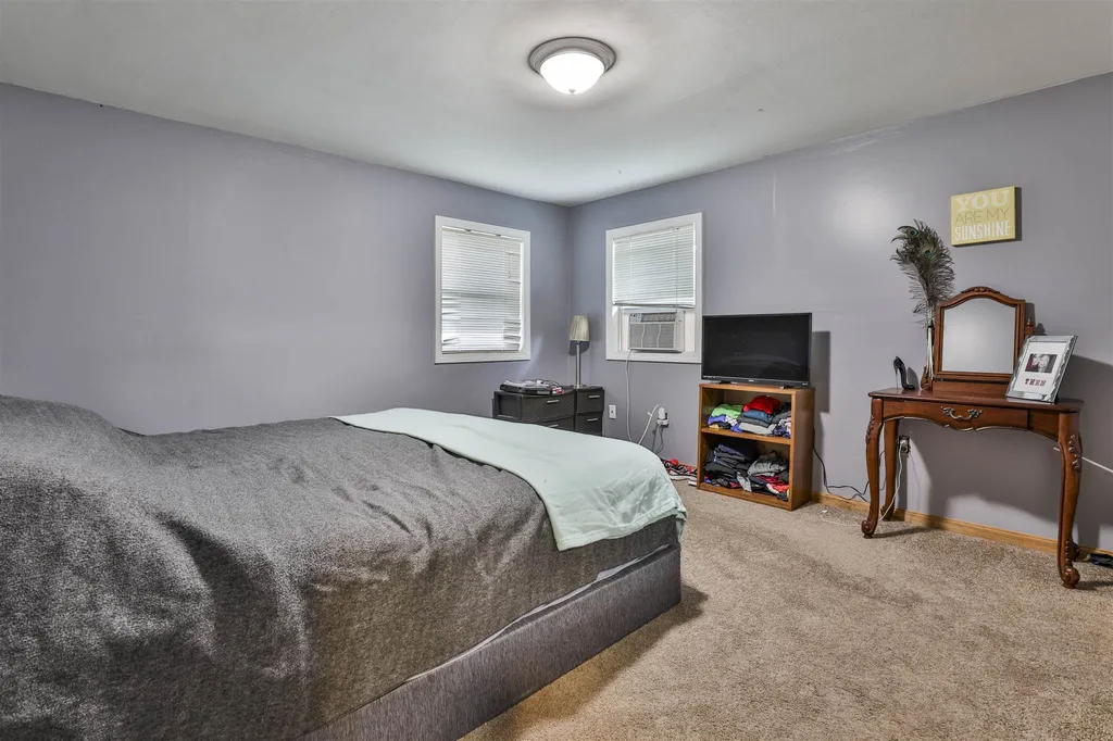 5 Den Avenue Merrimack NH 03054
