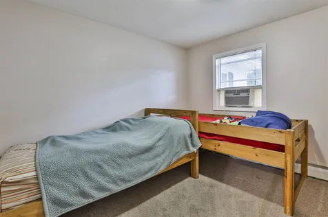 5 Den Avenue Merrimack NH 03054