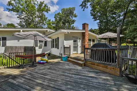 5 Den Avenue Merrimack NH 03054