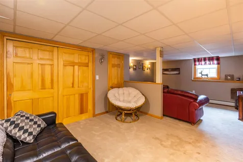 76 Nottingham Road Raymond NH 03077