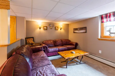 76 Nottingham Road Raymond NH 03077