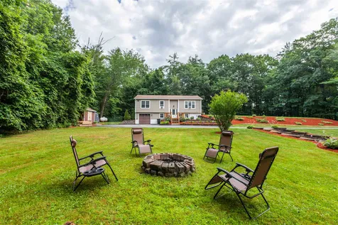 76 Nottingham Road Raymond NH 03077