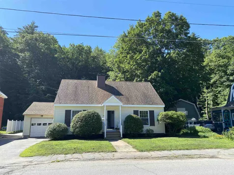 54 Woodland Street Claremont NH 03743