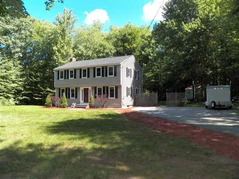79 Ridge Road Deerfield NH 03037
