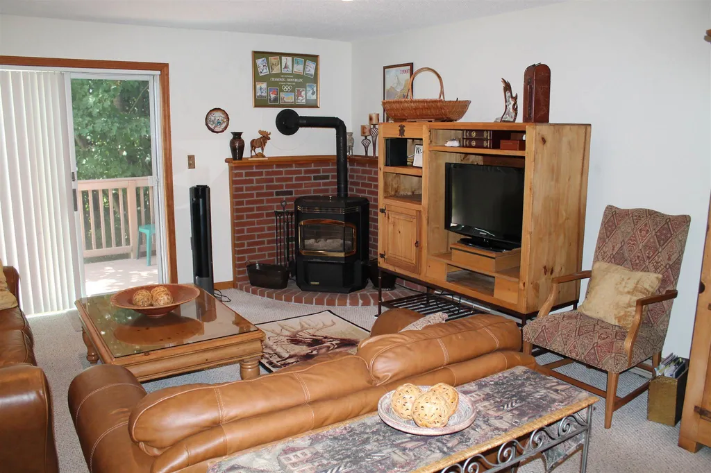 5 Goldfinch Road Lincoln NH 03251