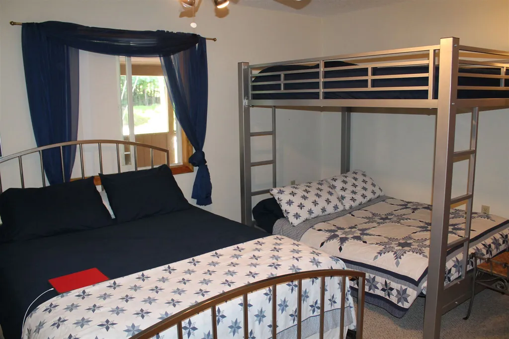 5 Goldfinch Road Lincoln NH 03251